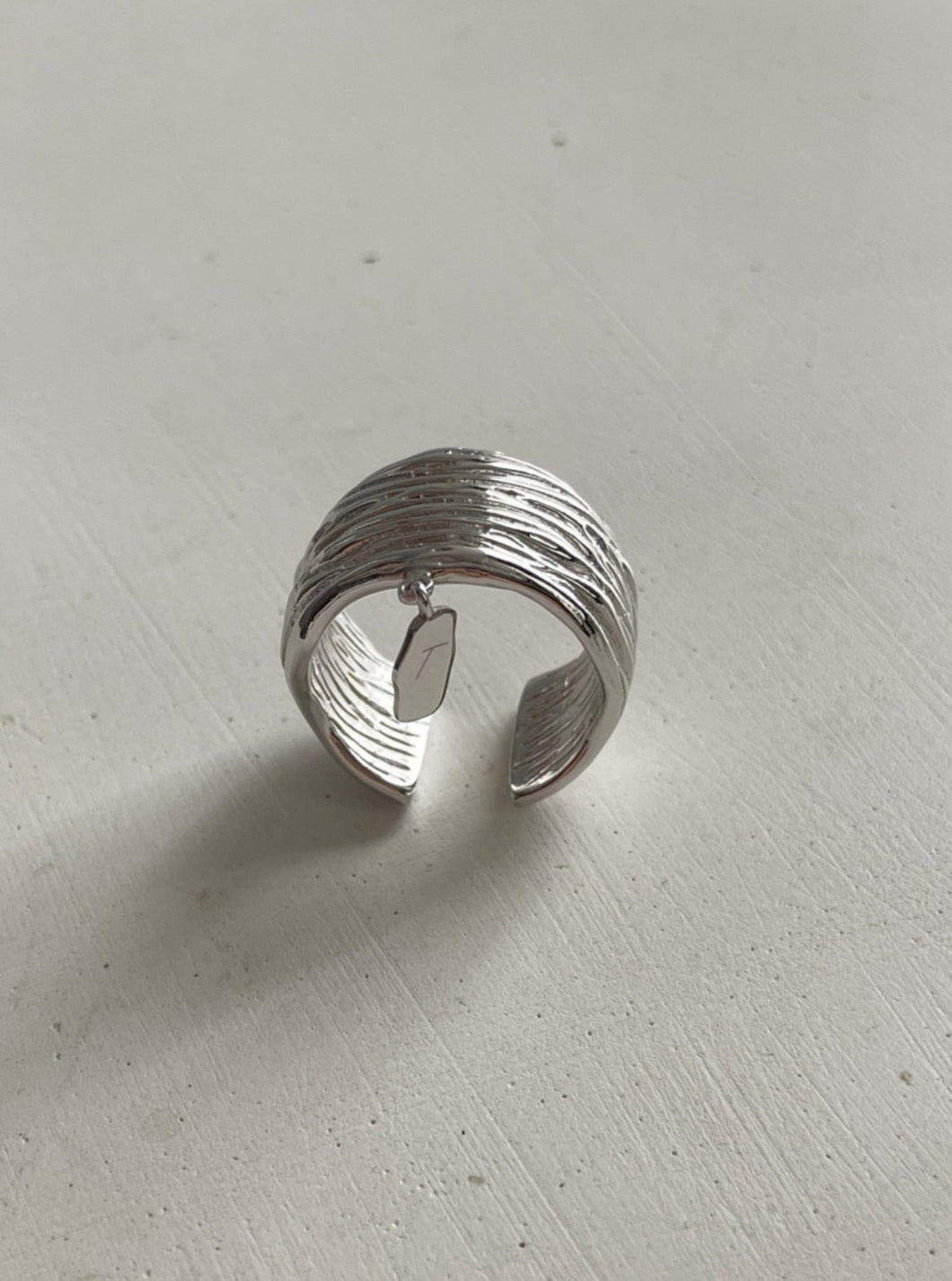 Classic Acacia Ring - Silver